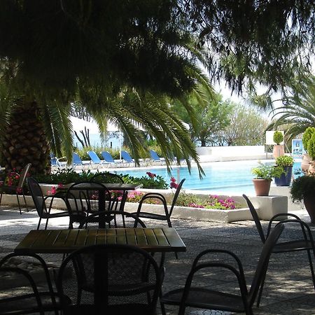 Kassandra Mare Hotel ネア・ポティダイア エクステリア 写真