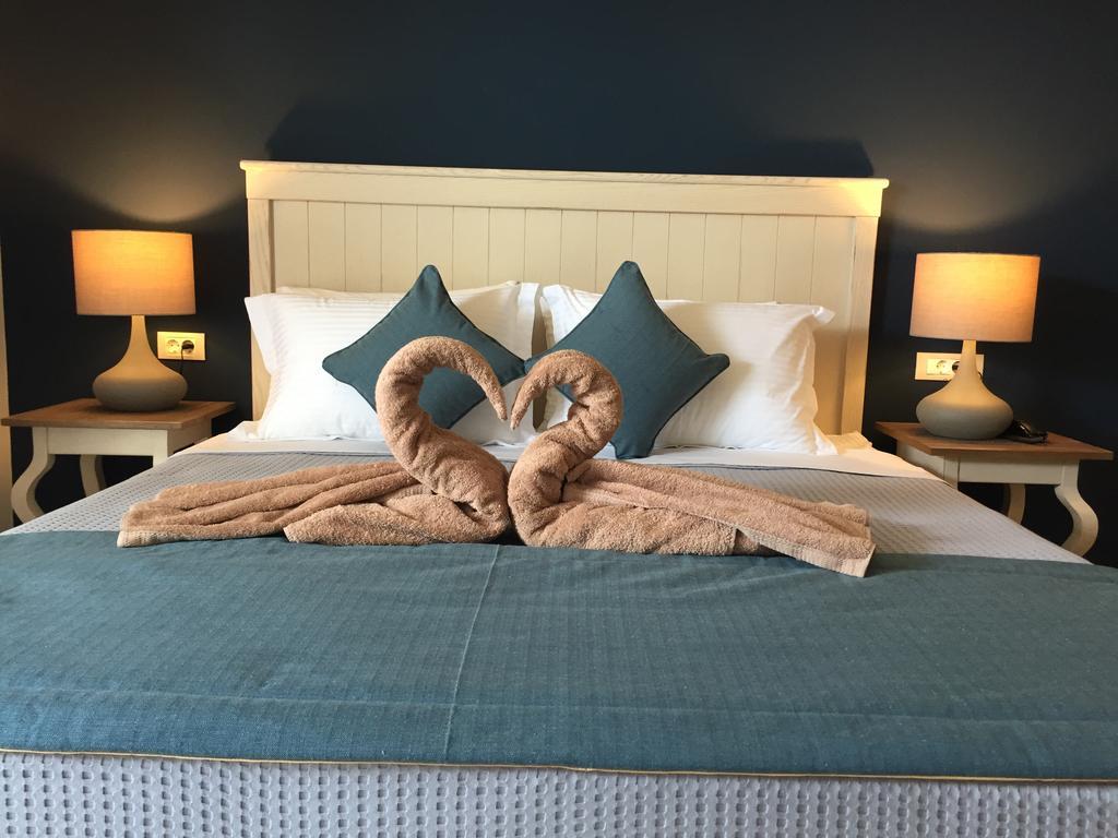 Kassandra Mare Hotel ネア・ポティダイア エクステリア 写真